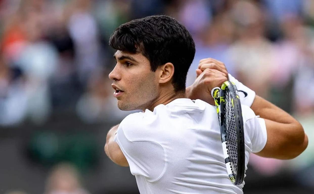 德国网球队爆冷世界网球队,德约科维奇高光表现的简单介绍 德国网球队爆冷世界网球队,德约科维奇高光表现的简单介绍