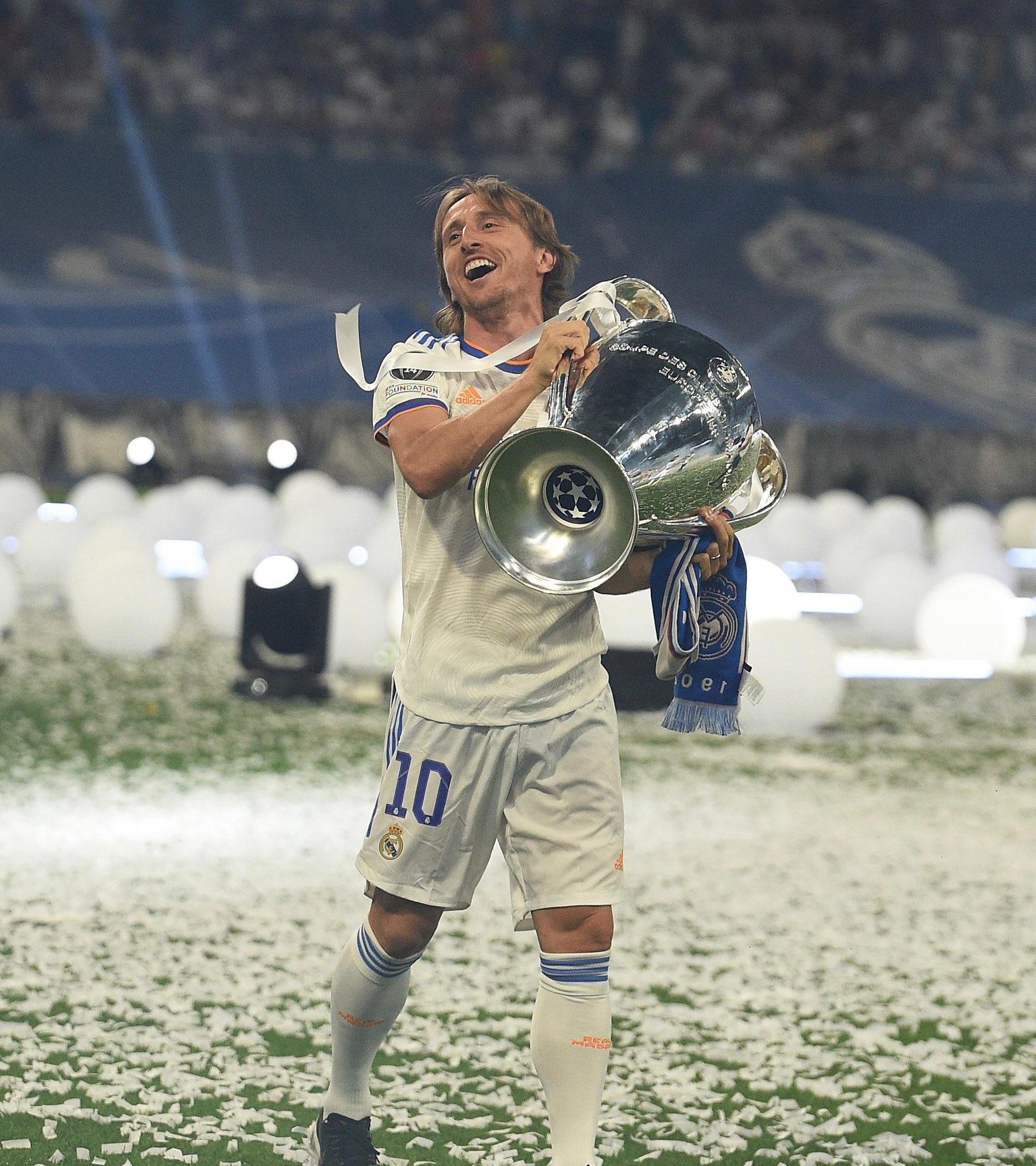 德国轻取丹麦，莫德里奇打破历史纪录