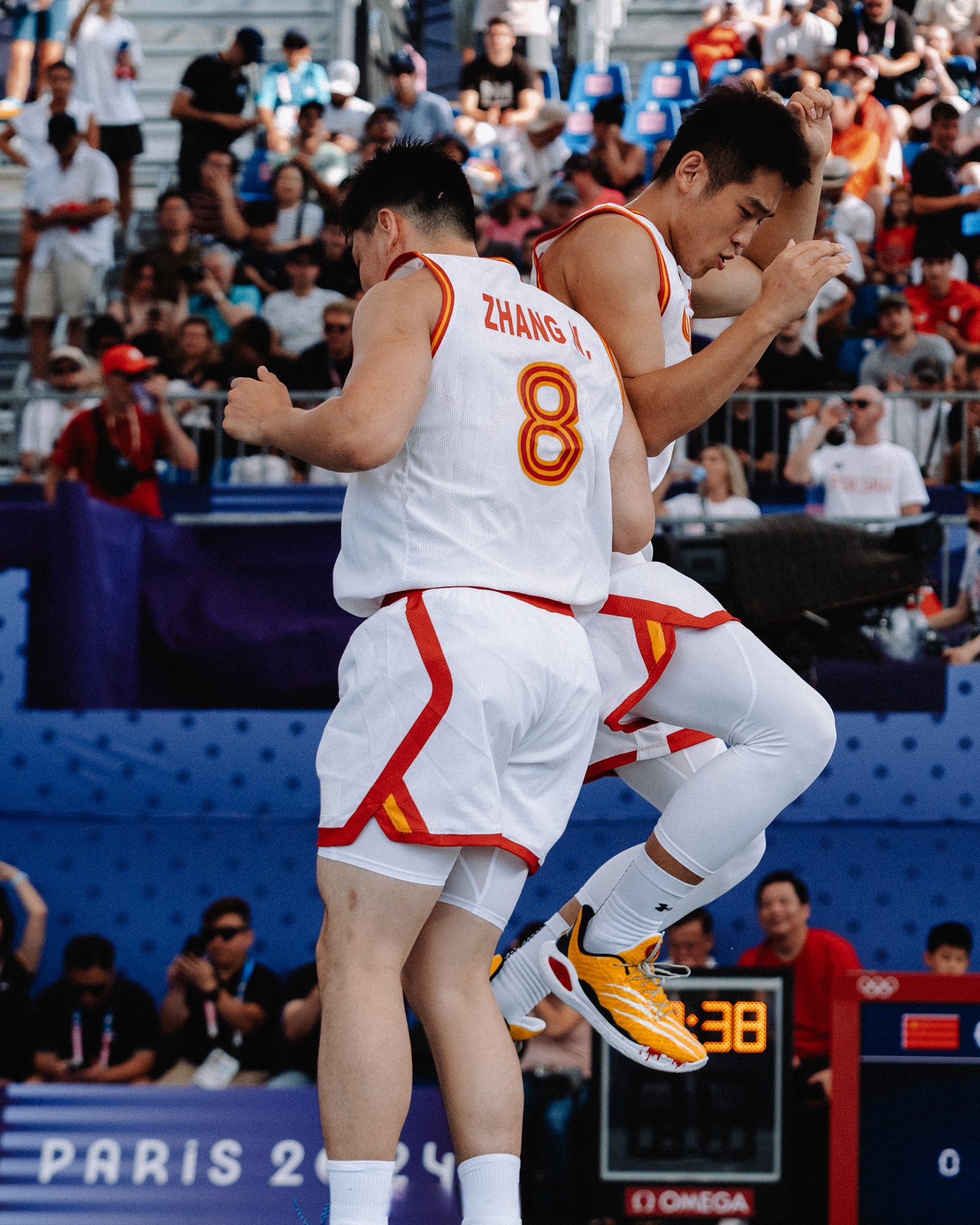 包含立陶宛男篮力克加拿大男篮，保罗爆发神勇的词条