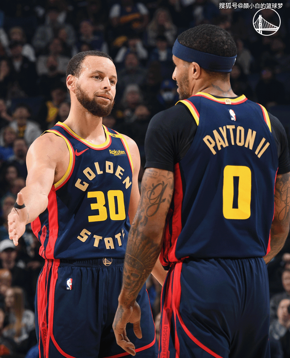 塞尔维亚男篮鏖战土耳其男篮，库里惊艳世界