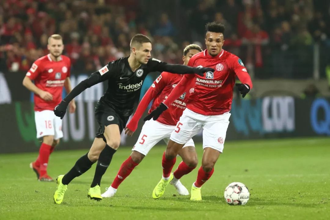 开云体育平台APP-瑞典女足联赛擂台赛悬念揭晓，赫根夺魁的简单介绍