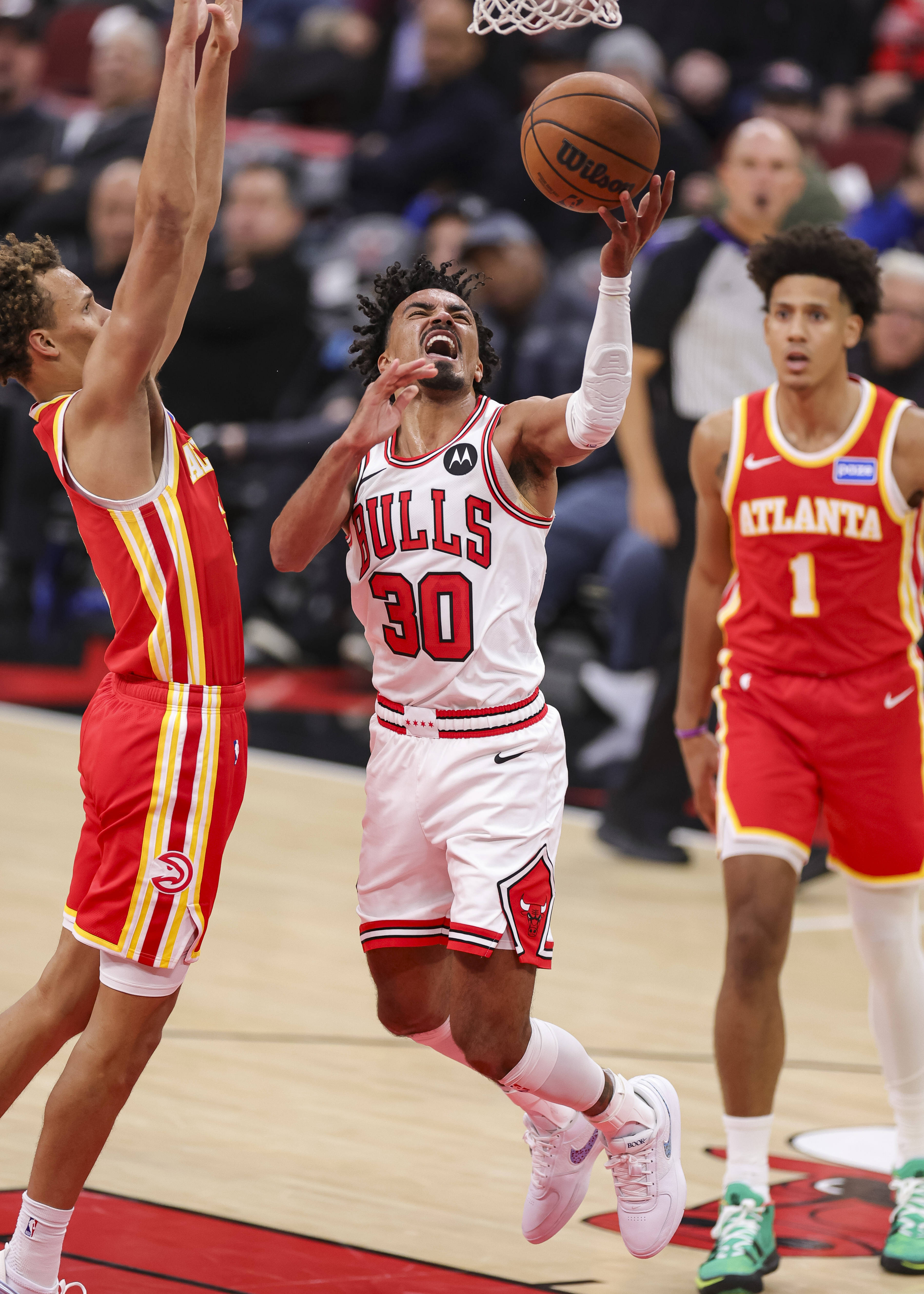 公牛险胜西班牙男篮,波尔津吉斯一己之力扛起全队的简单介绍 公牛险胜西班牙男篮,波尔津吉斯一己之力扛起全队的简单介绍