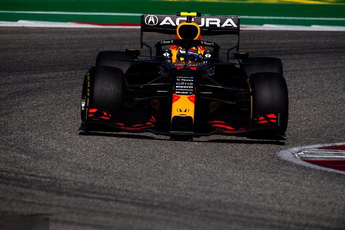 包含红牛二队碾压哈斯车队，拉塞尔统治全场的词条