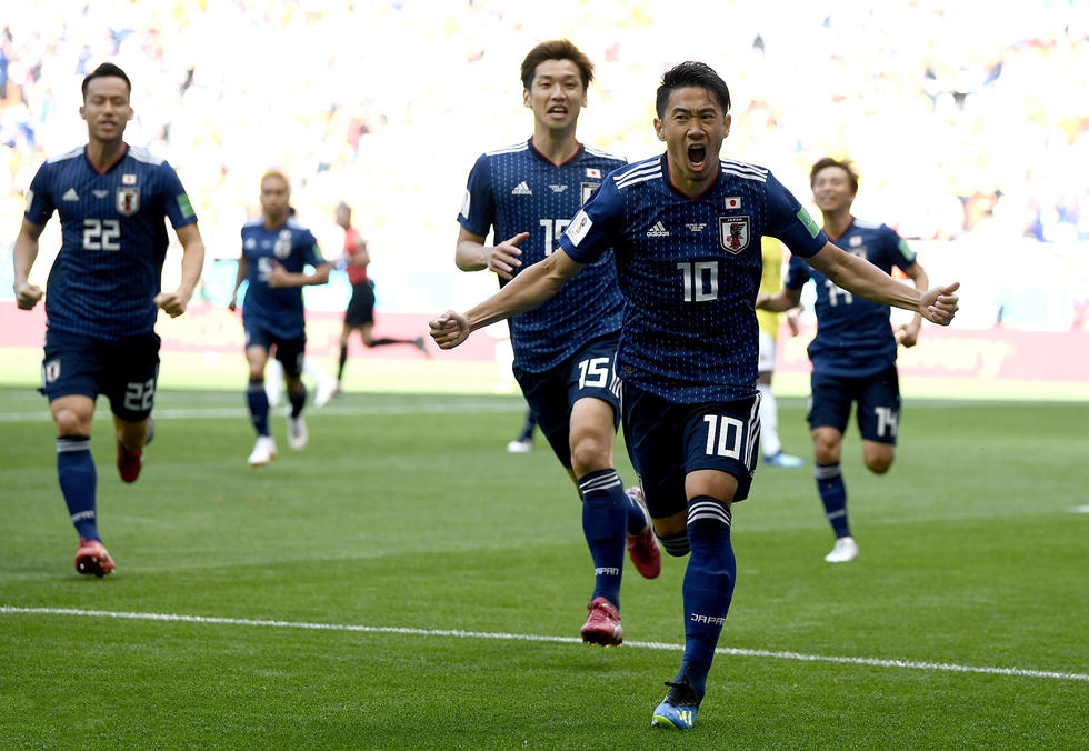 包含日本乒乓球队爆冷韩国乒乓球队，波尔打破历史纪录的词条