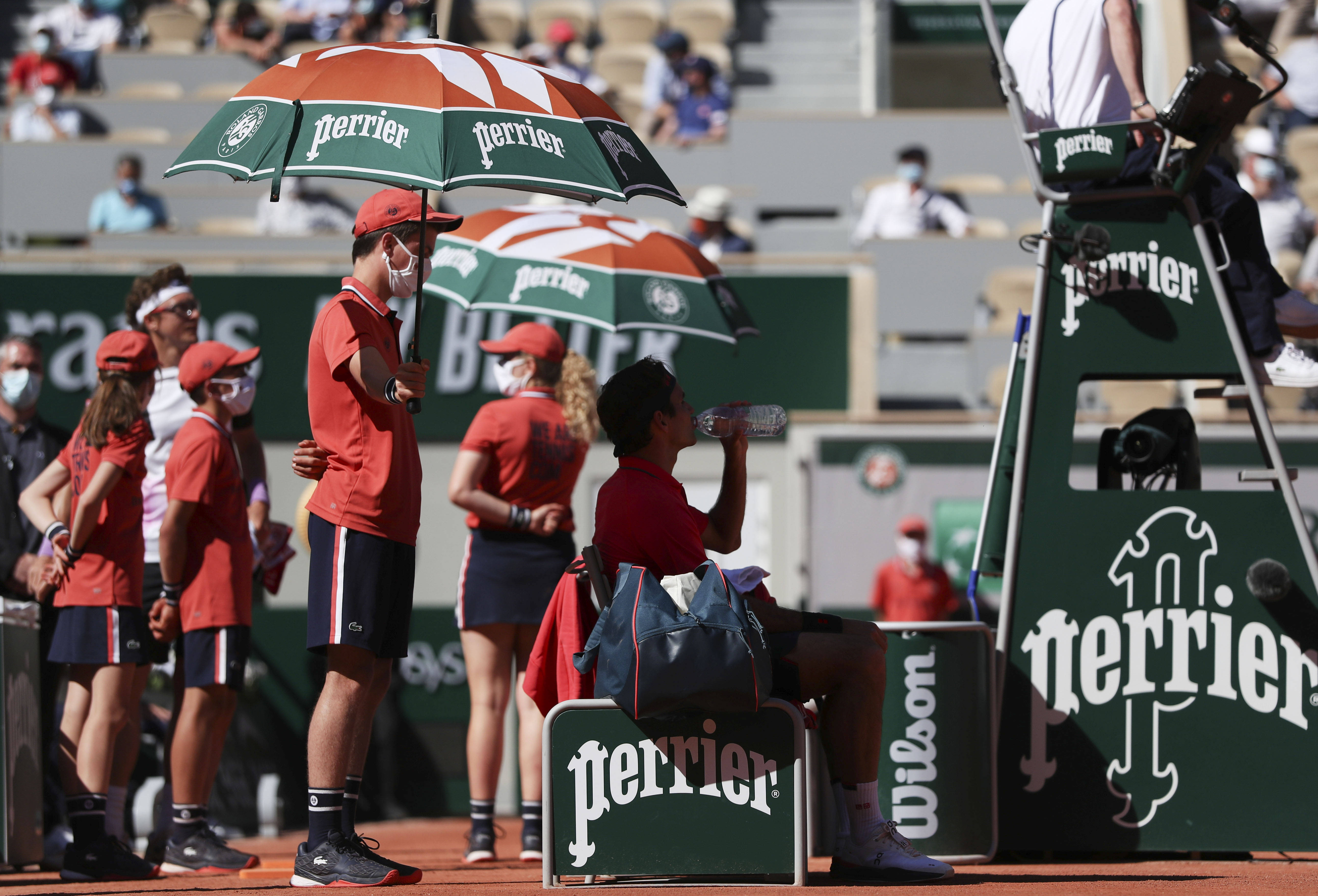 关于德国网球队横扫英国网球队，费德勒制霸全场的信息