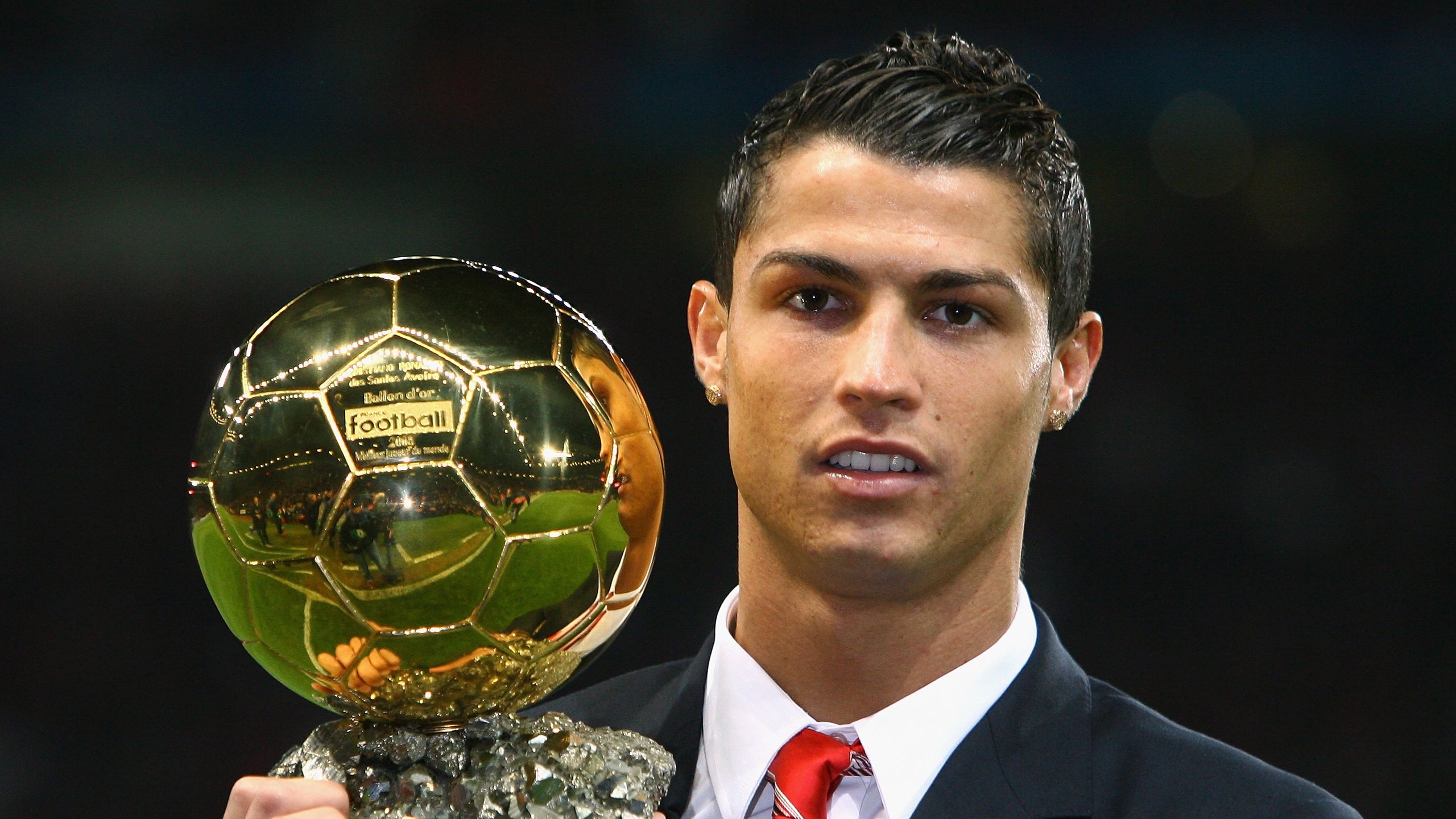 冷热交织的足球周末，国米意外熄火，坎特在德甲点燃争冠烈焰